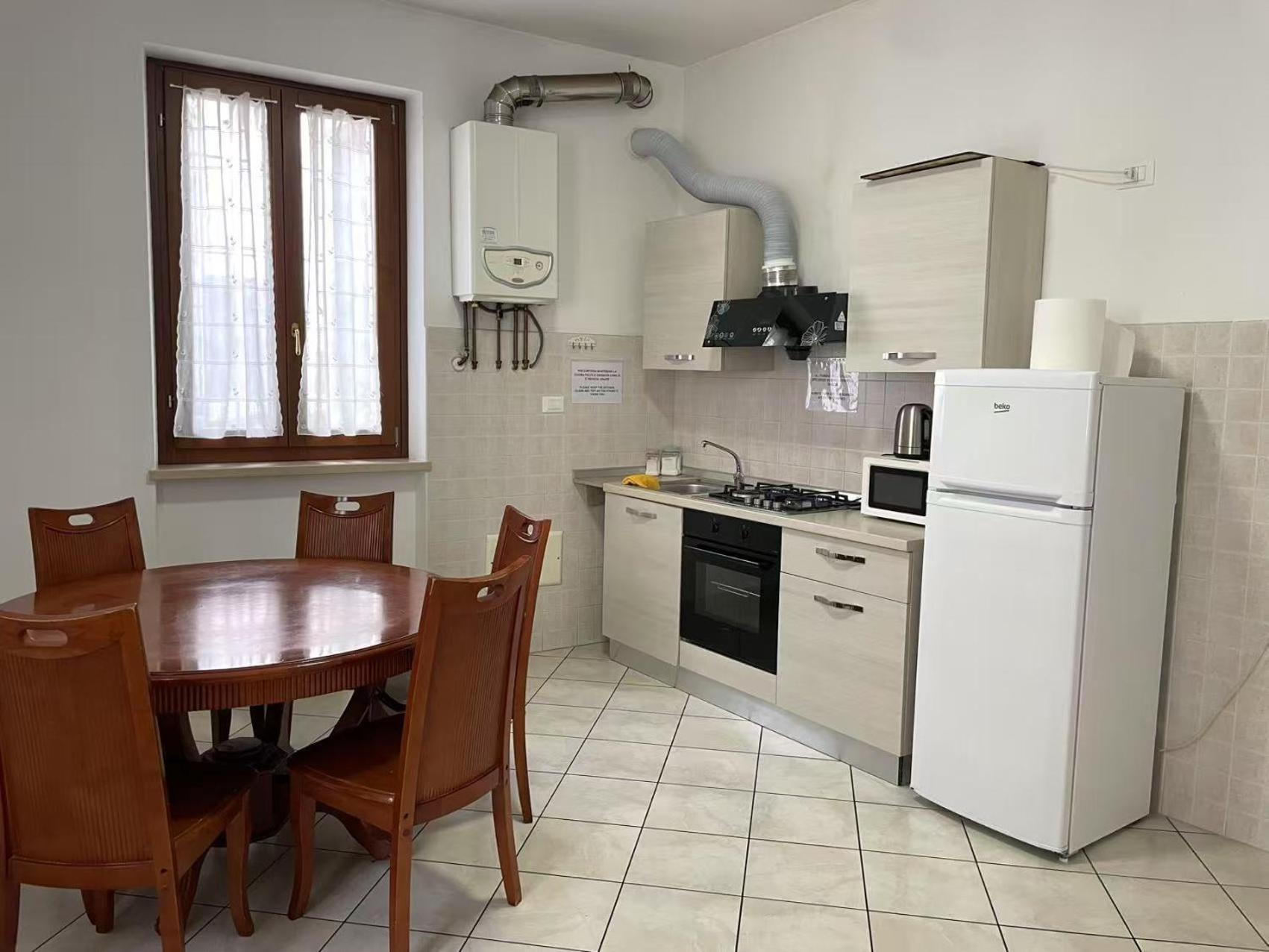 Flat Blue Apartment Верона Екстериор снимка