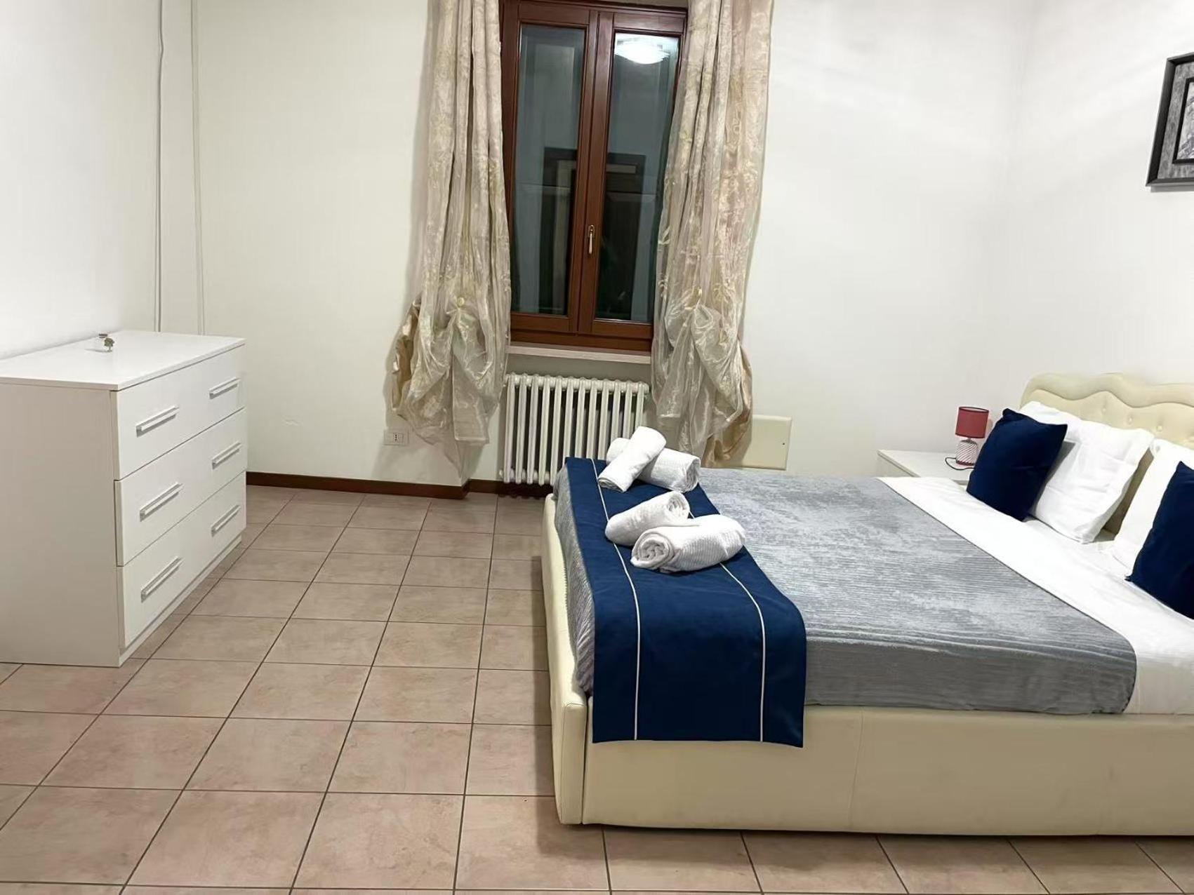 Flat Blue Apartment Верона Екстериор снимка