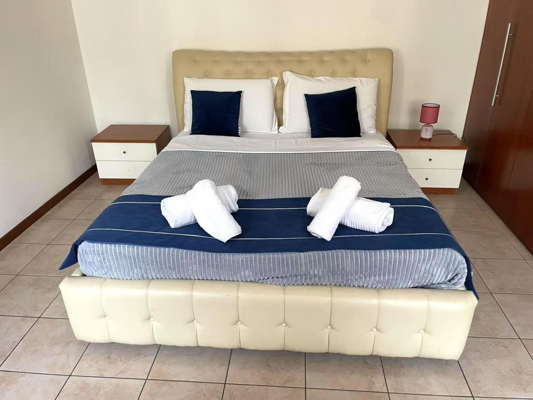 Flat Blue Apartment Верона Екстериор снимка