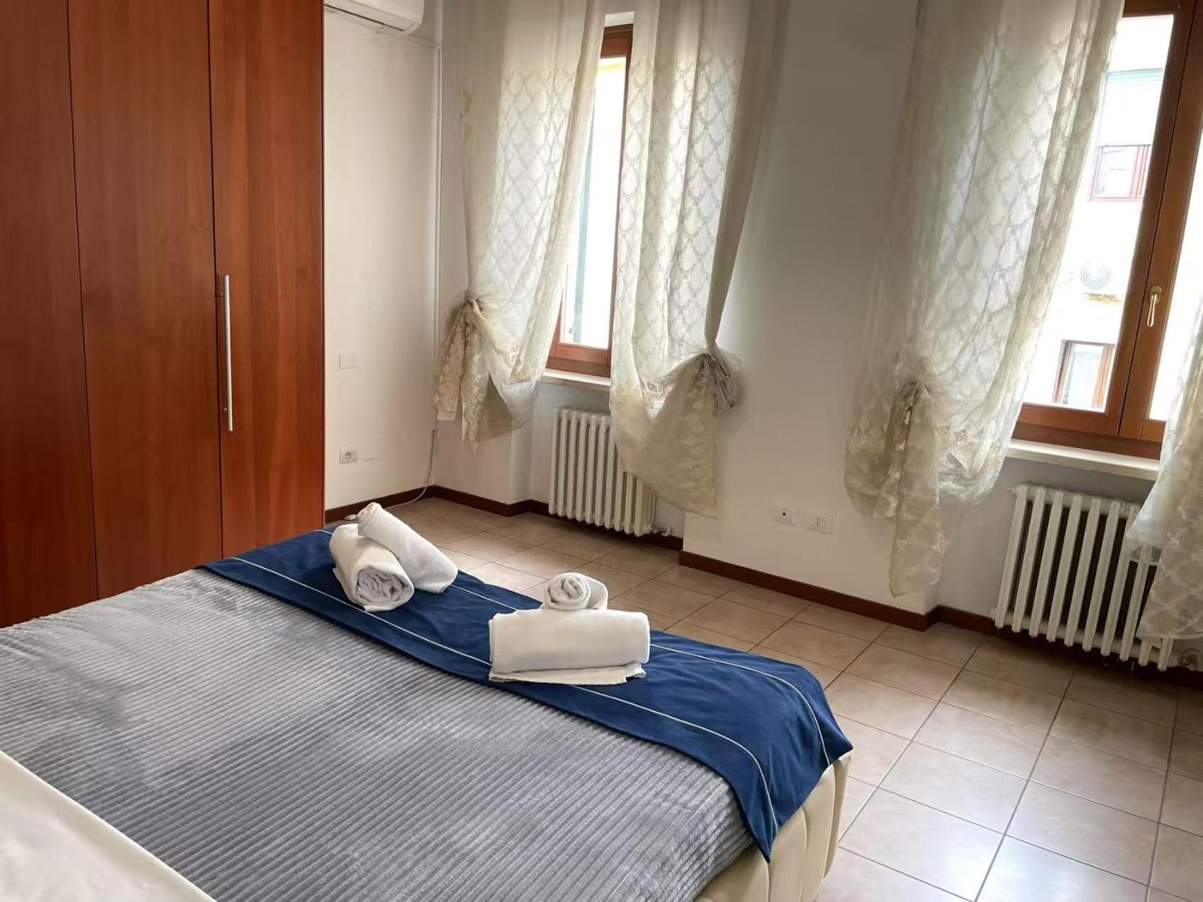 Flat Blue Apartment Верона Екстериор снимка