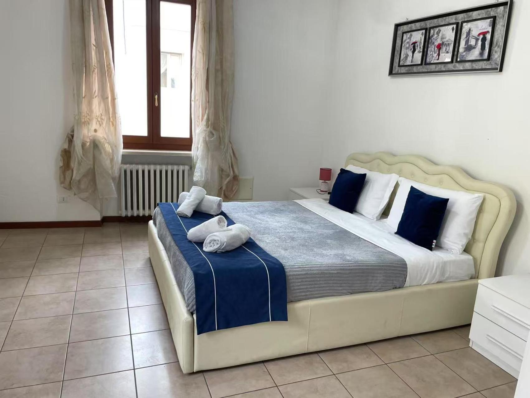 Flat Blue Apartment Верона Екстериор снимка